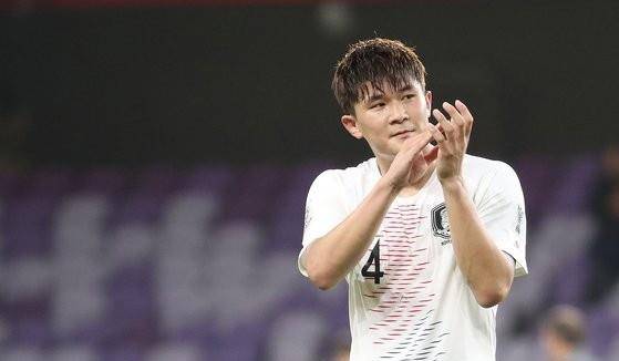  热刺韩国双星闪耀，孙兴慜+金玟哉建功  