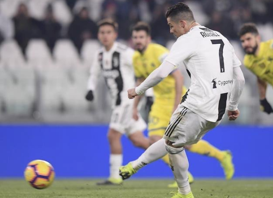  米兰双雄齐奏凯歌，意甲争冠集团形成三足鼎立之势